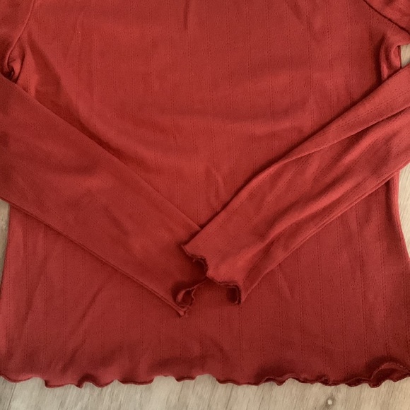 NWT NYLA Mock Turtleneck - Picture 3 of 3